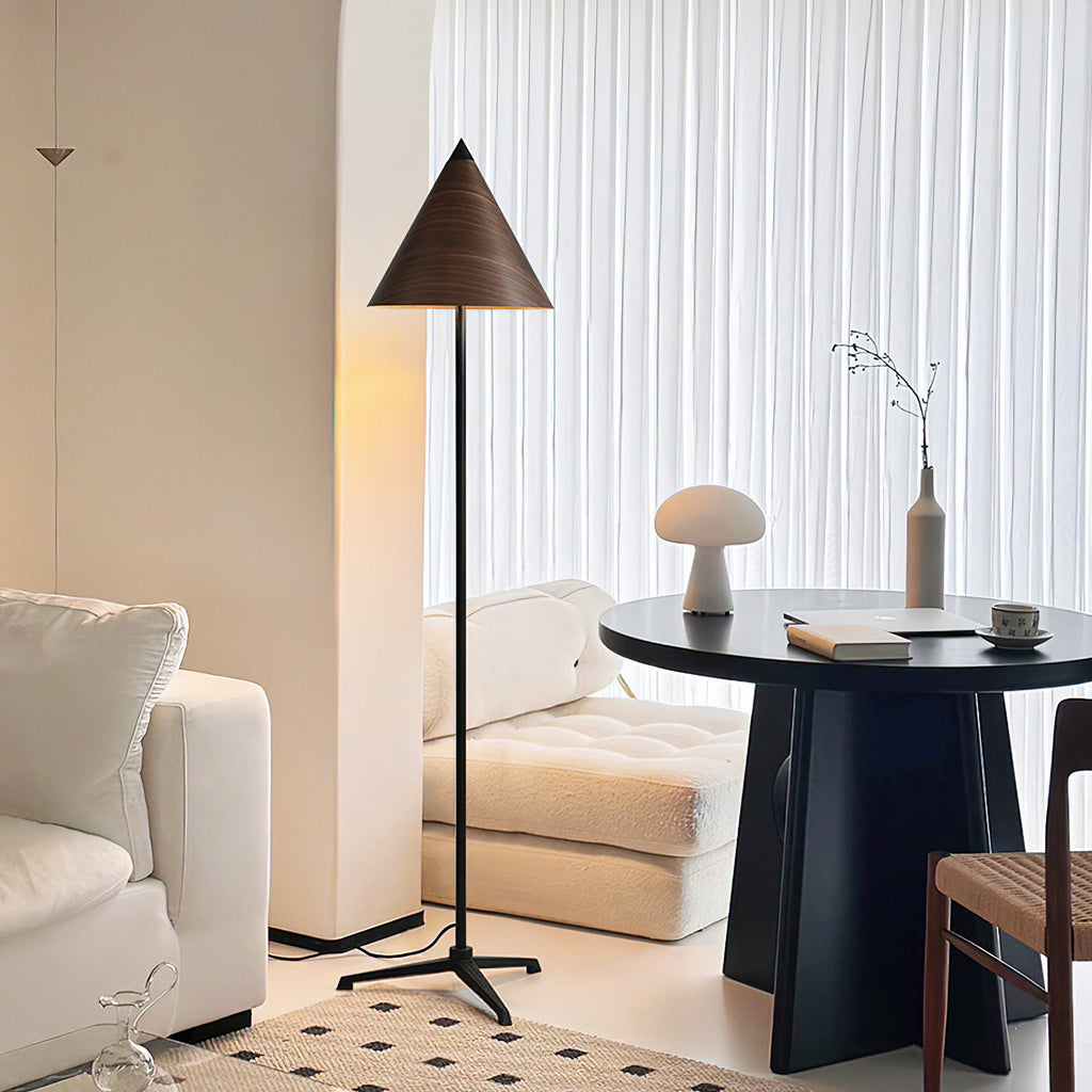 Konis Floor Lamp