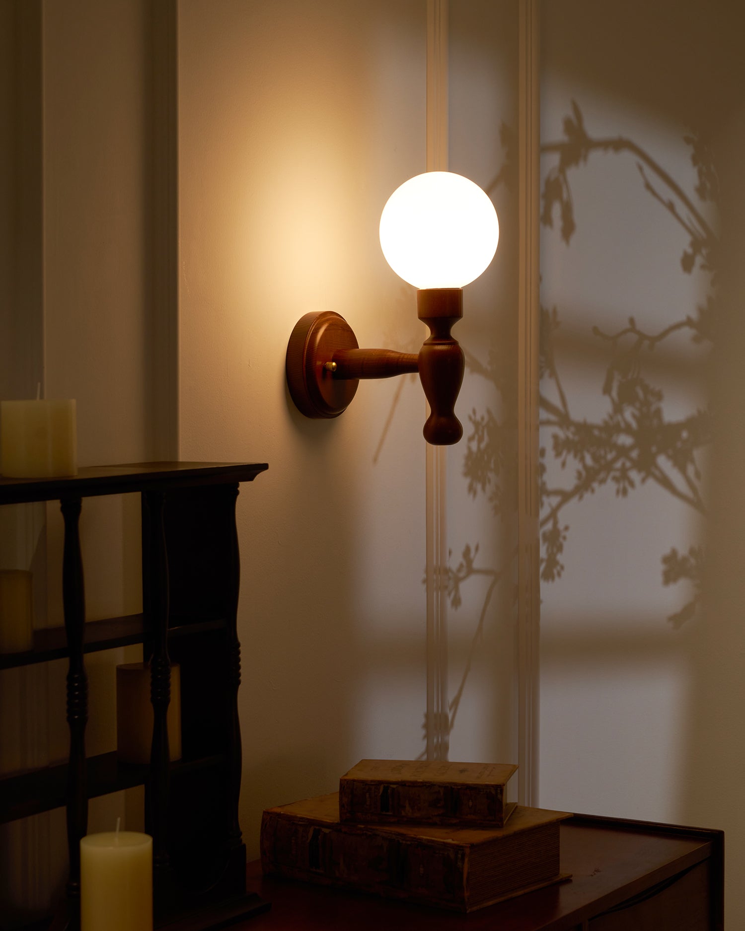 Kuli Wood Wall Lamp