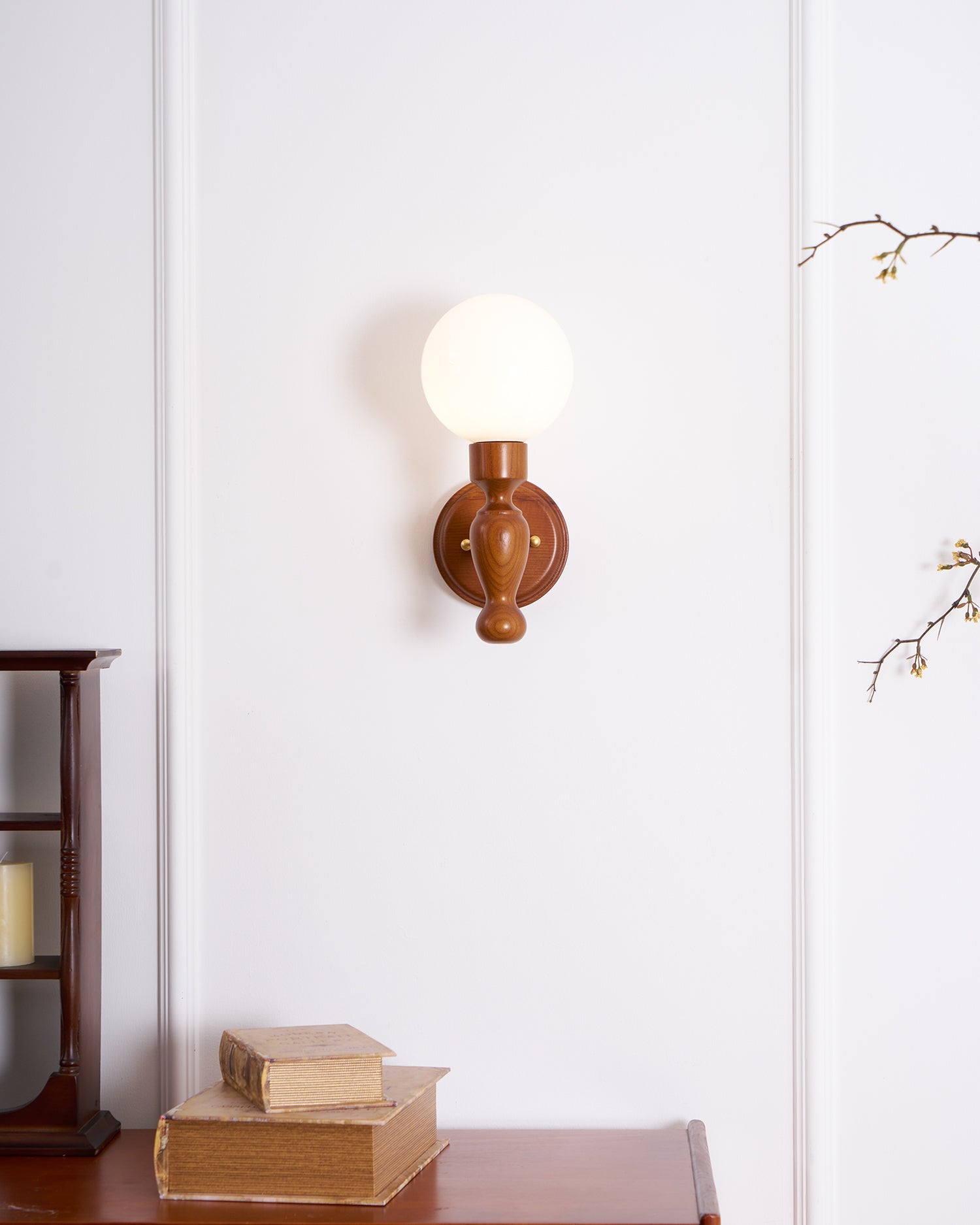 Kuli Wood Wall Lamp