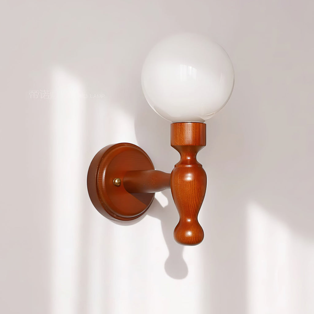 Kuli Wood Wall Lamp