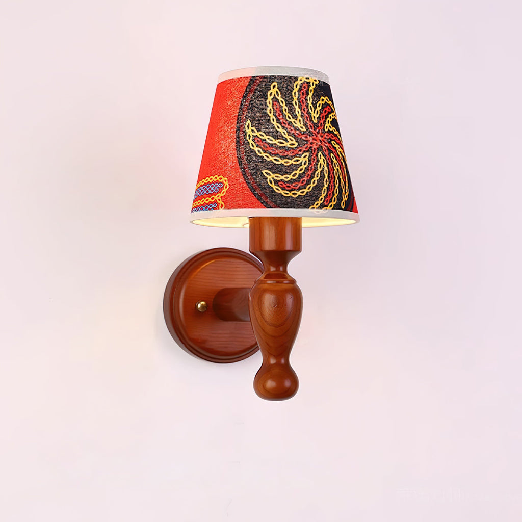 Kuli Wood Wall Lamp