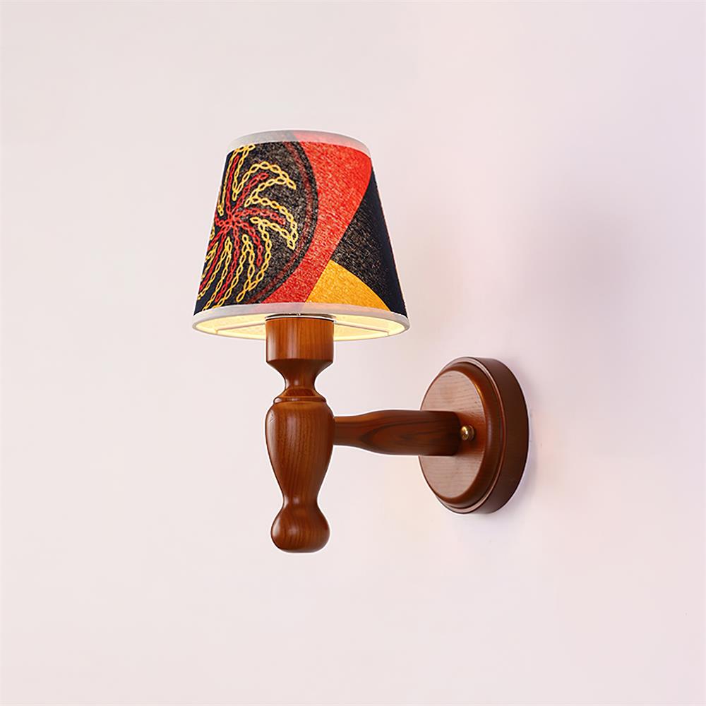 Kuli Wood Wall Lamp
