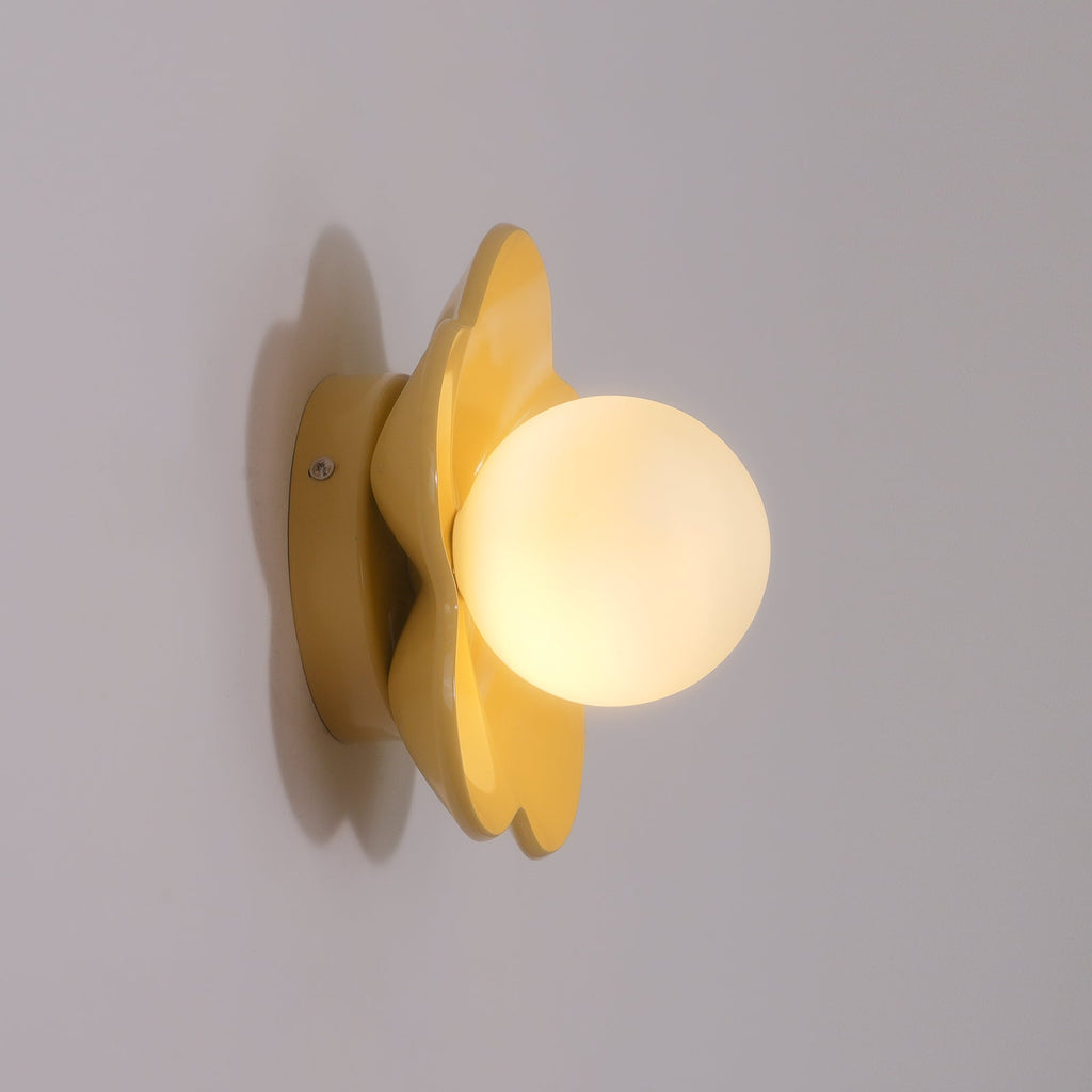 La Fleur Plug In Wall Lamp