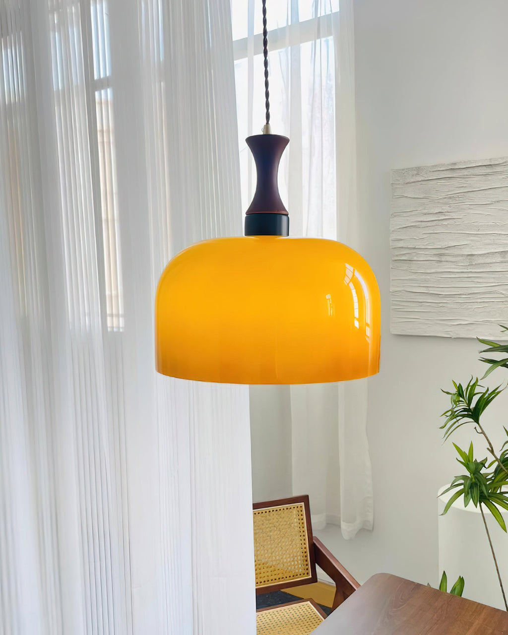Lacey Glass Plug In Pendant Lamp