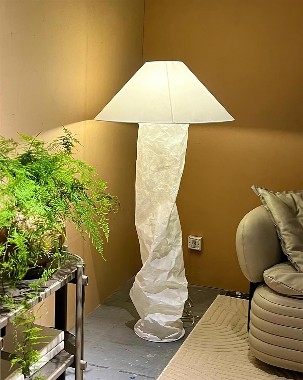 Lampampe Floor Lamp