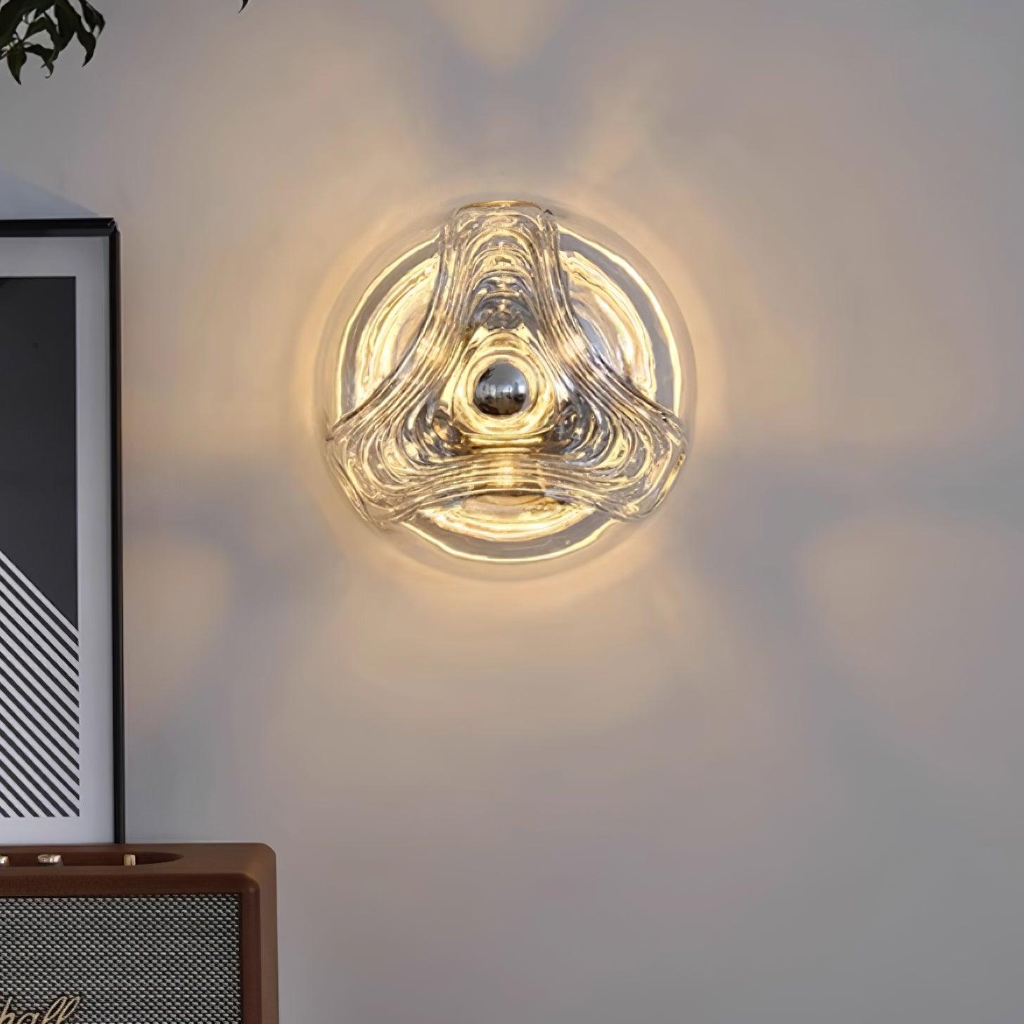 Leisa Wall Lamp
