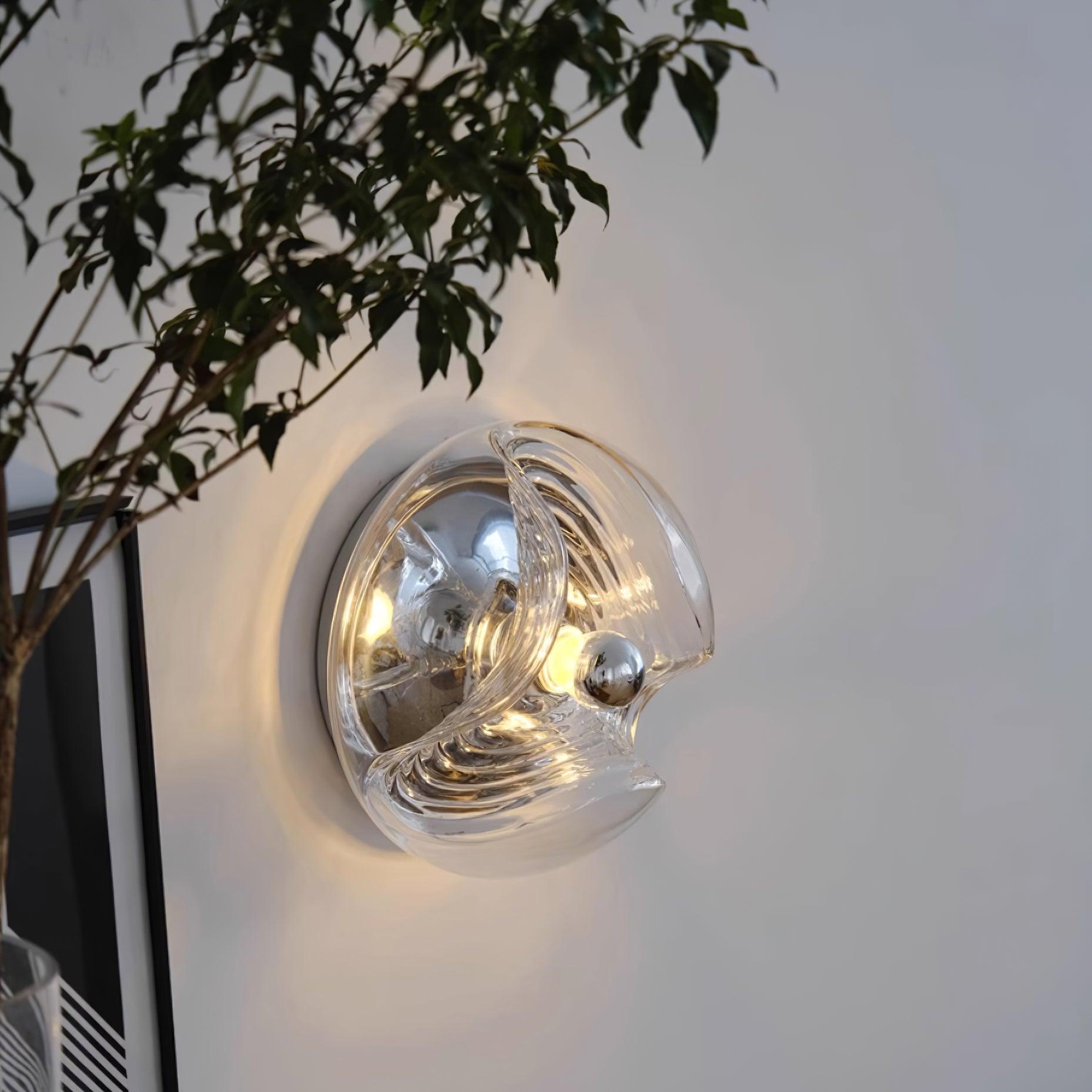 Leisa Wall Lamp