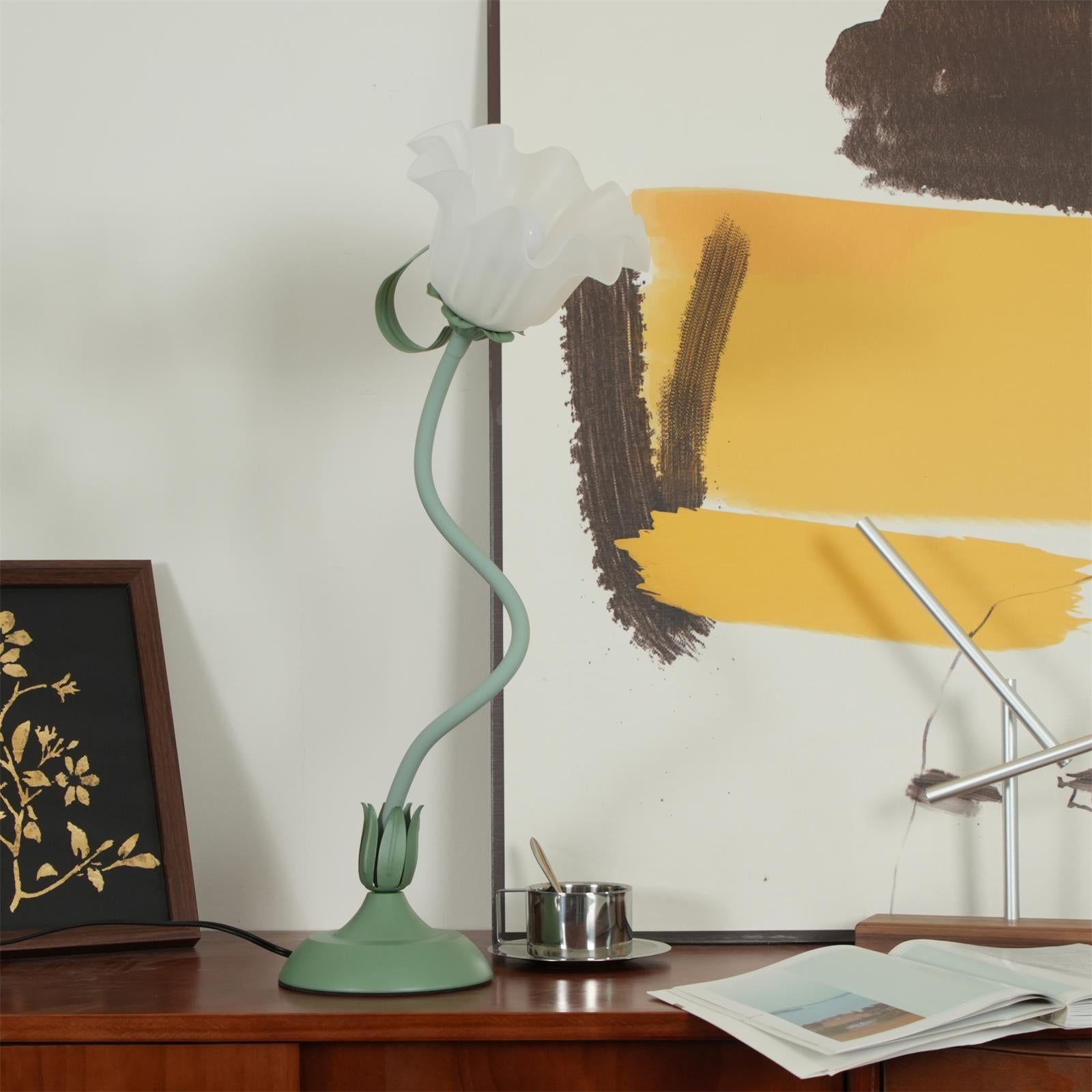 Lily Flower Table Lamp