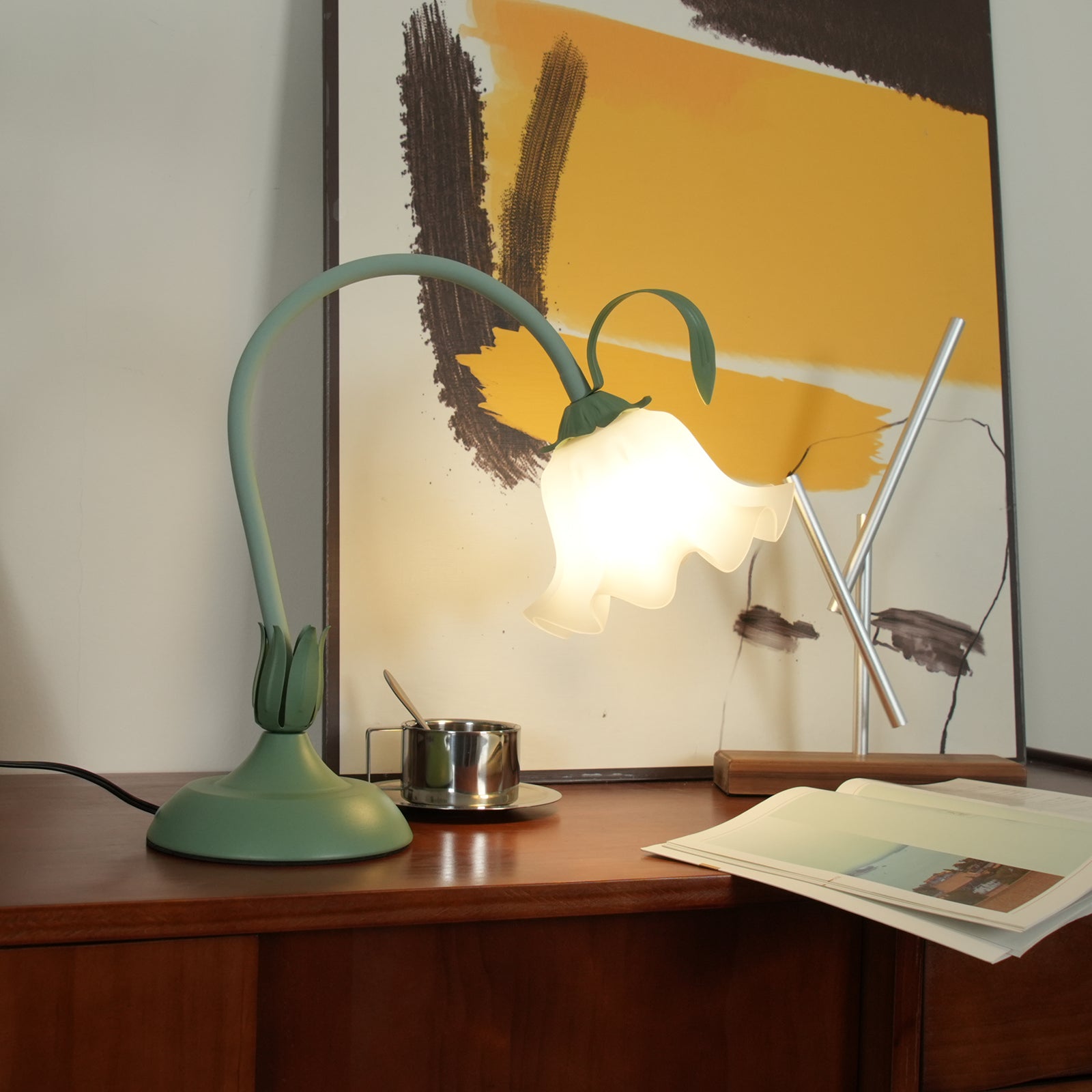 Lily Flower Table Lamp