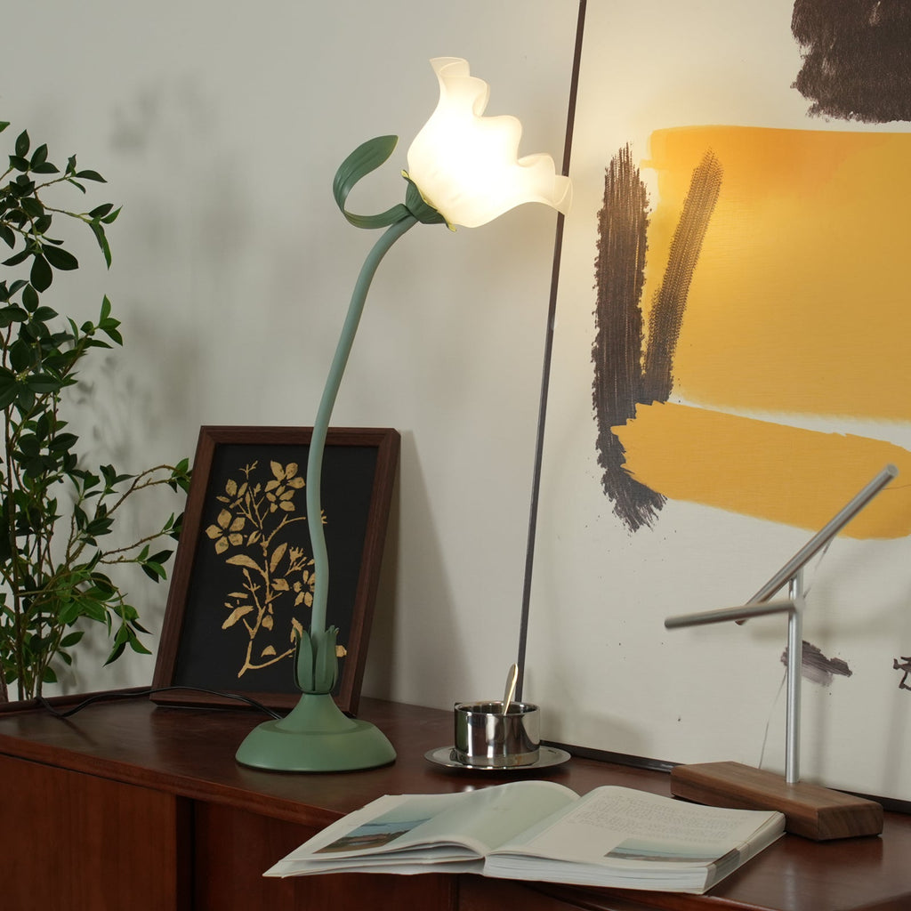 Lily Flower Table Lamp