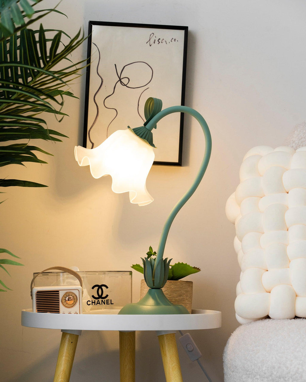 Lily Flower Table Lamp