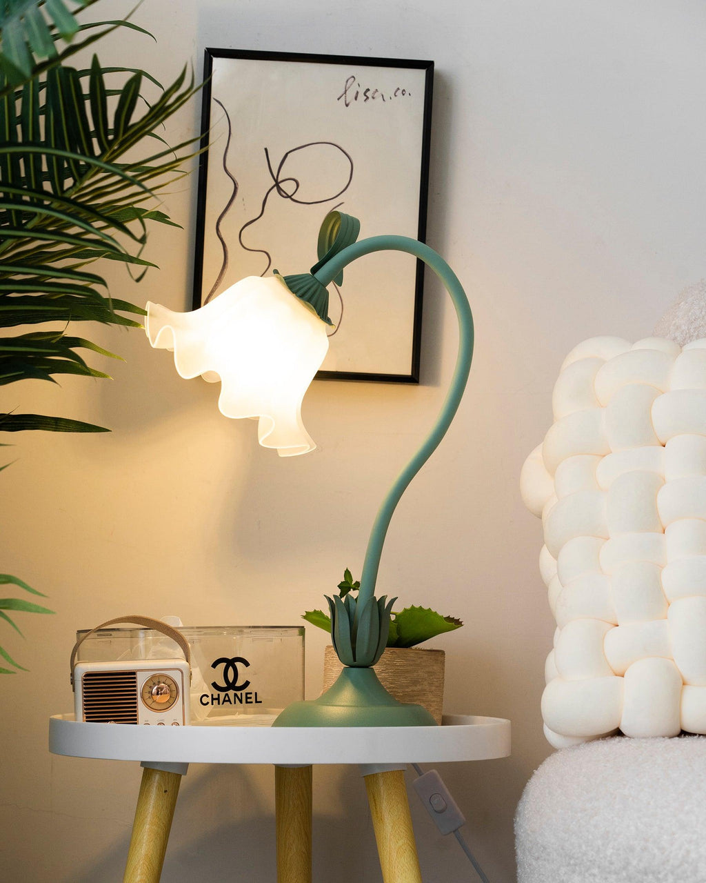 Lily Flower Table Lamp