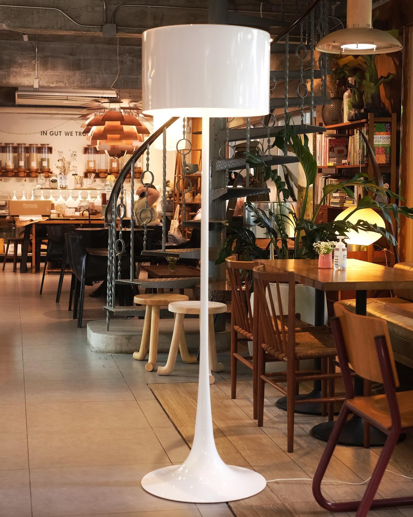 Silhouette Floor Lamp