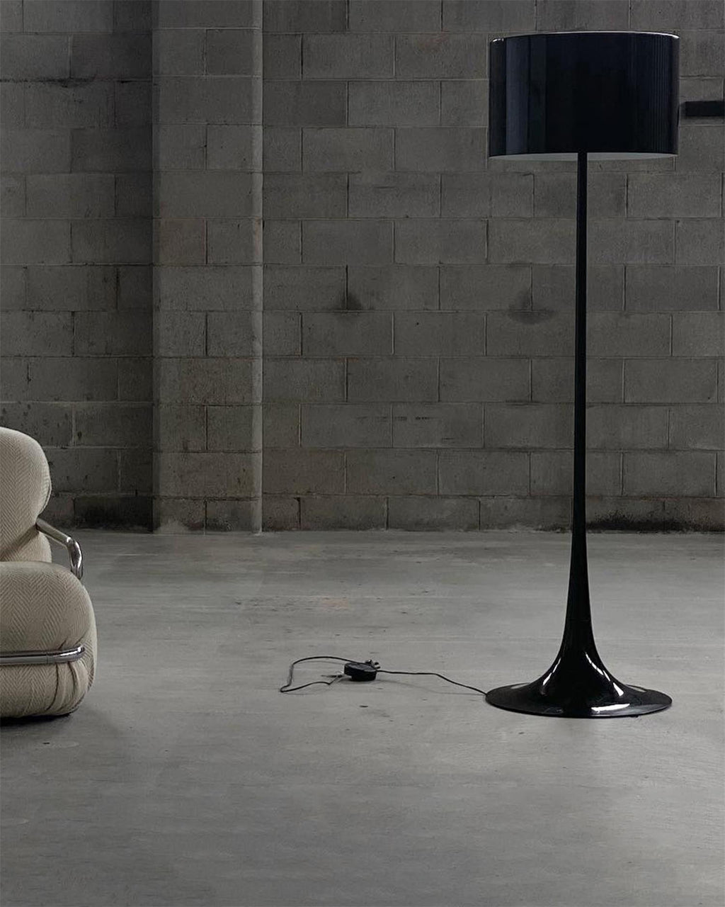Silhouette Floor Lamp