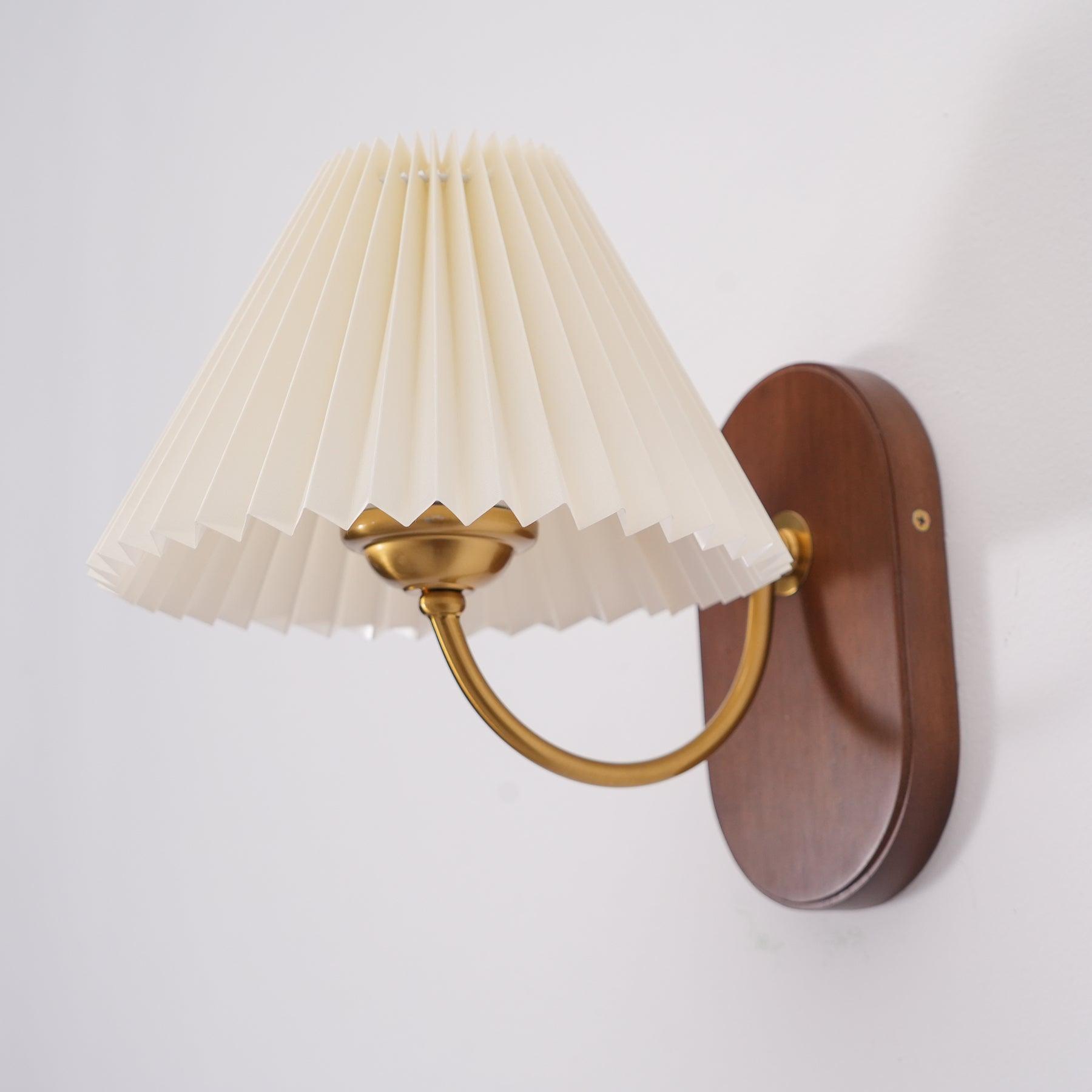 Louise Wall Lamp