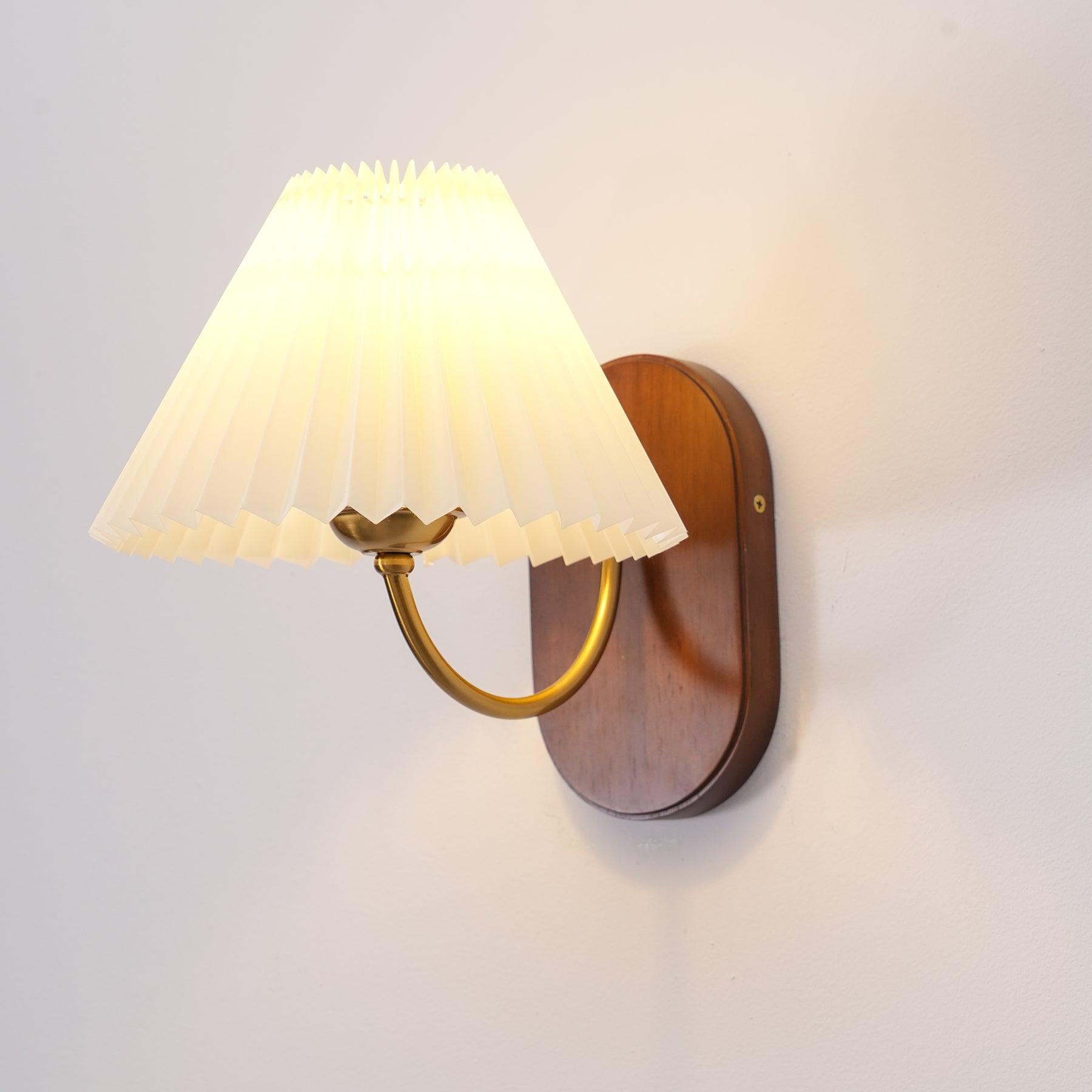 Louise Wall Lamp