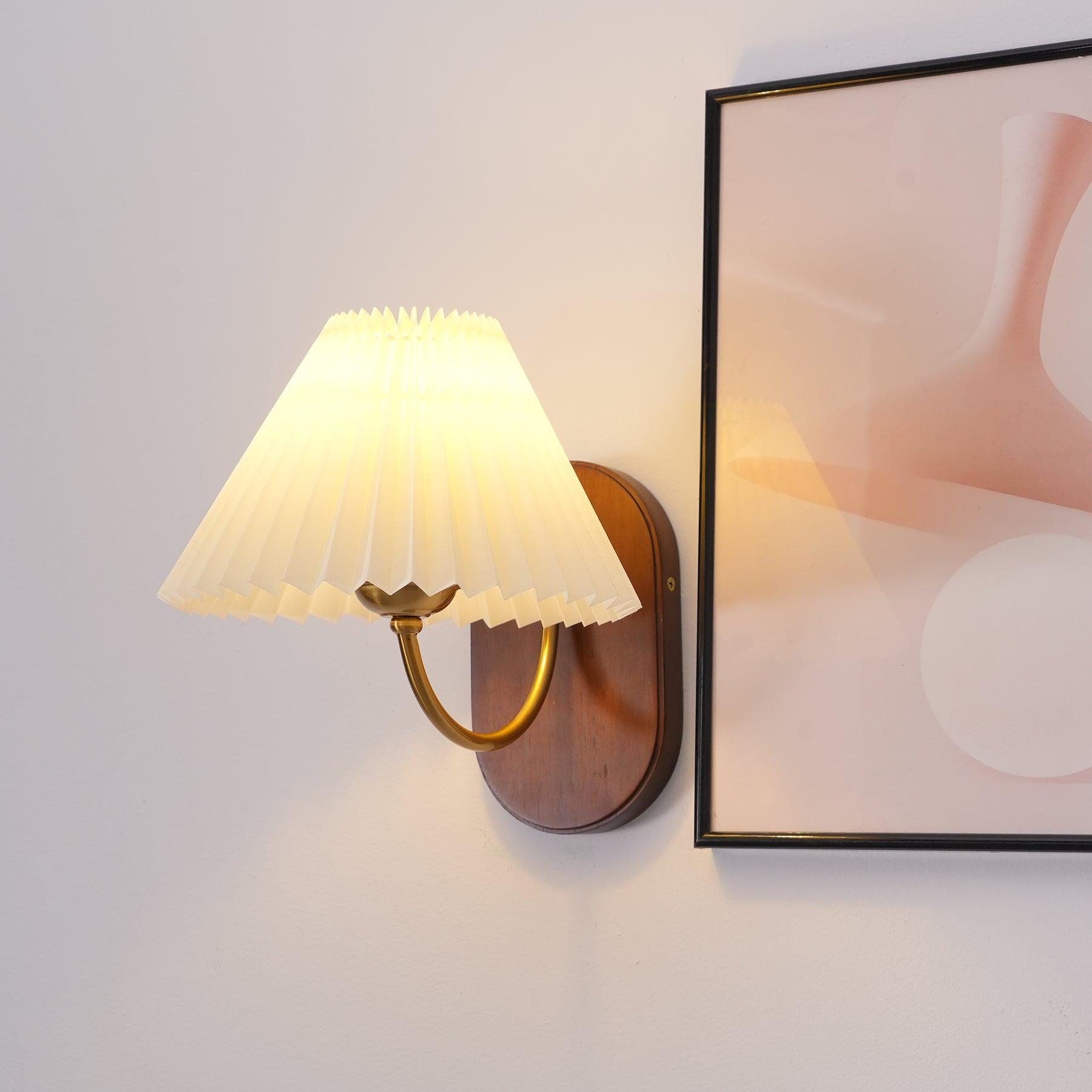 Louise Wall Lamp