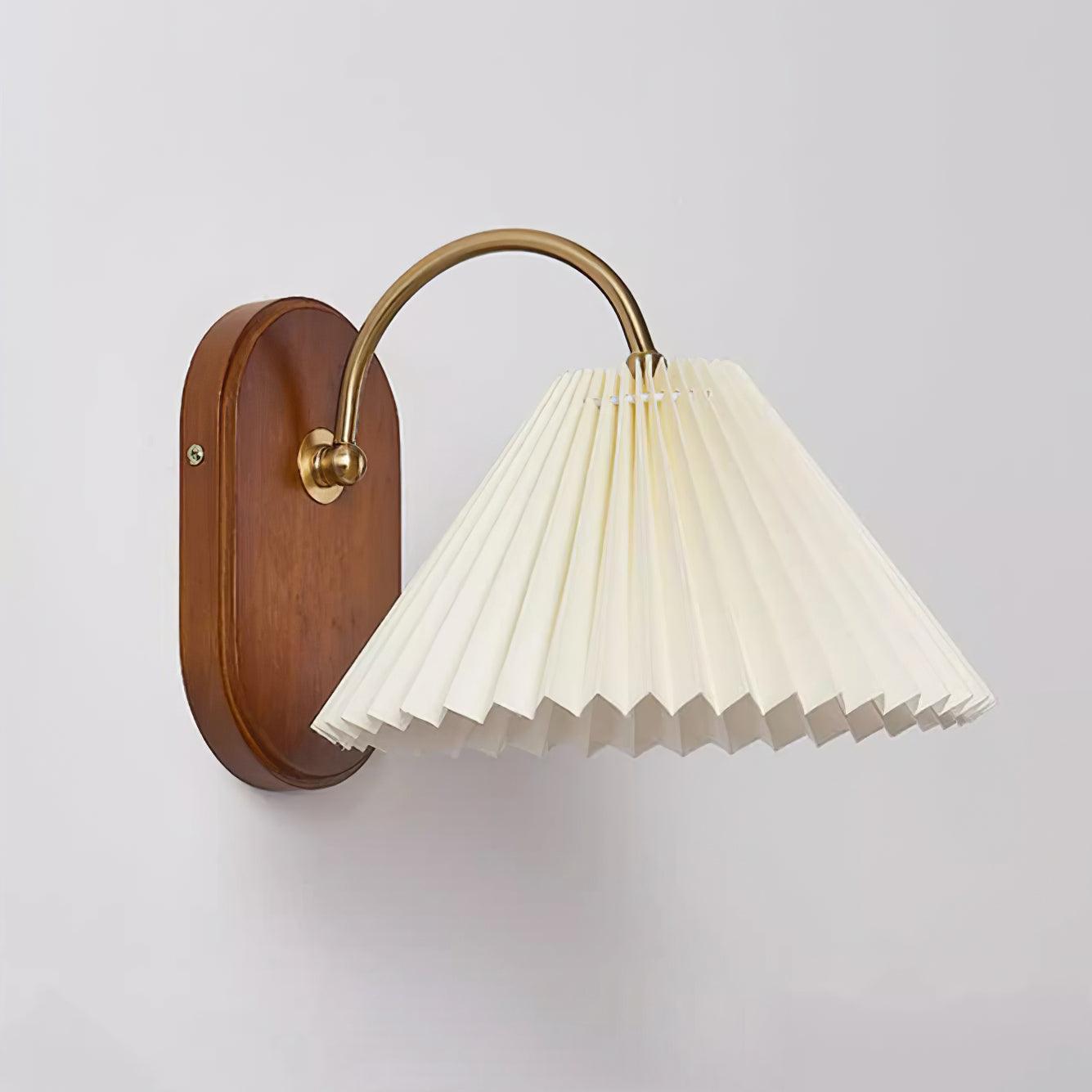 Louise Wall Lamp