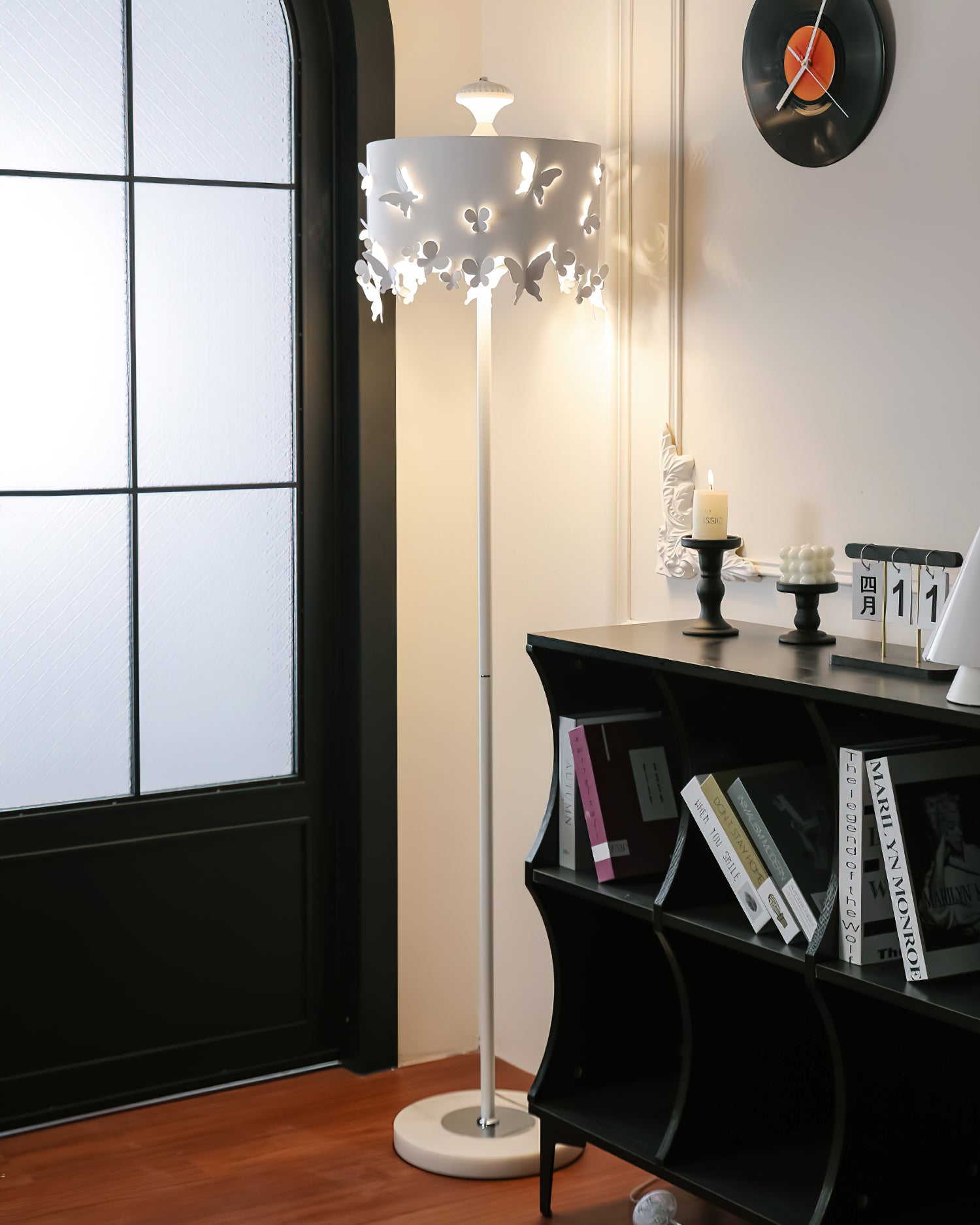 Lunefly Floor Lamp