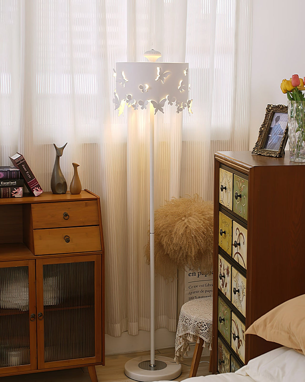 Lunefly Floor Lamp