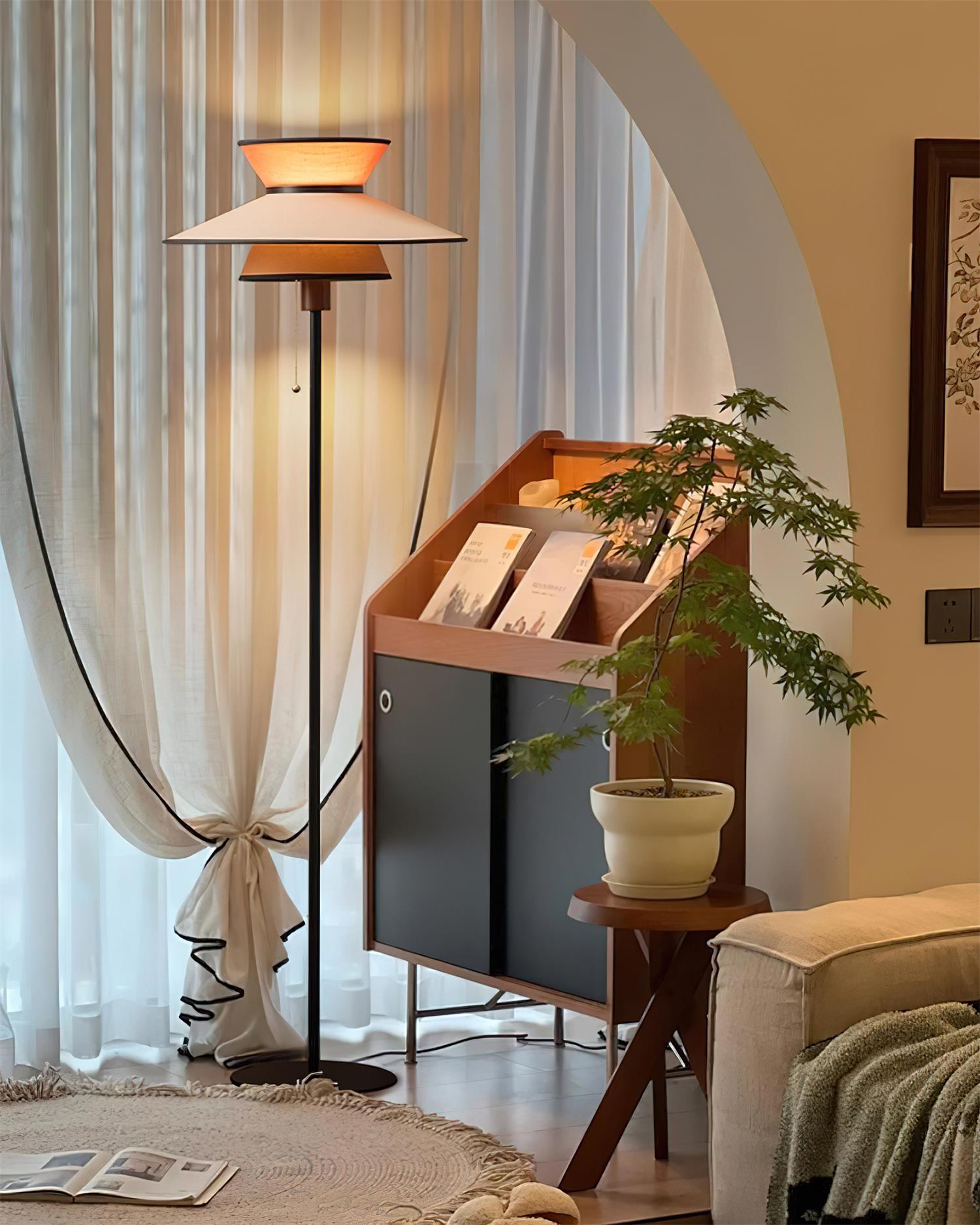 Lunetra Floor Lamp