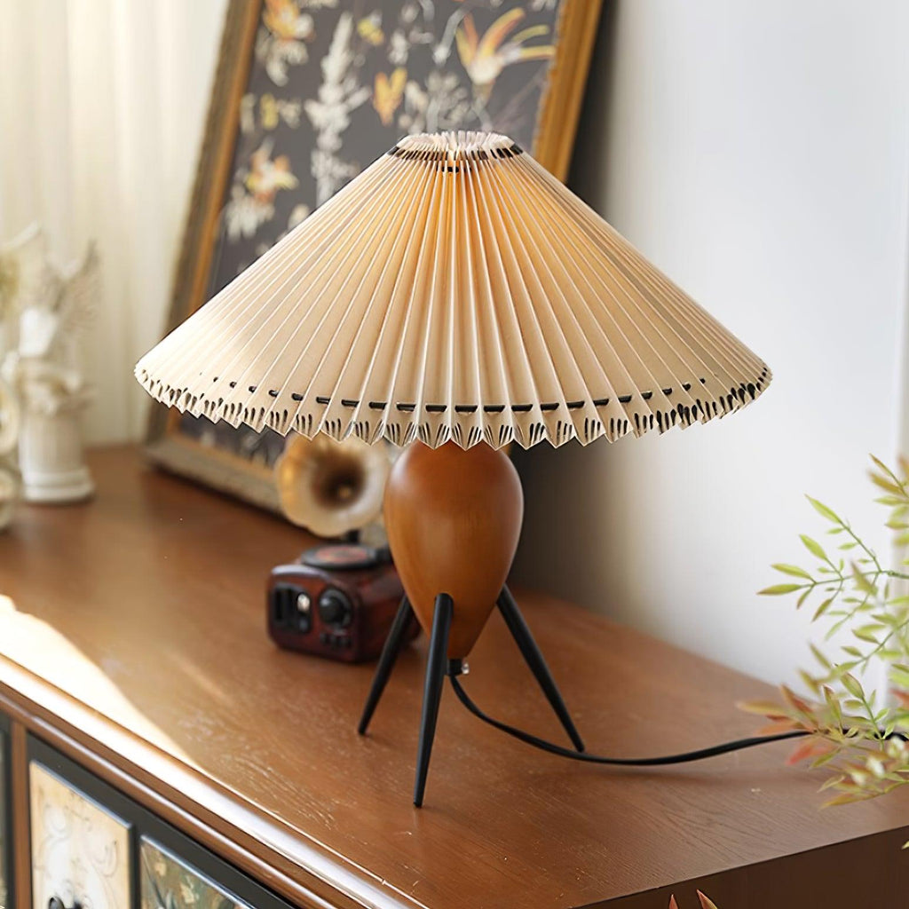 Makie Table Lamp