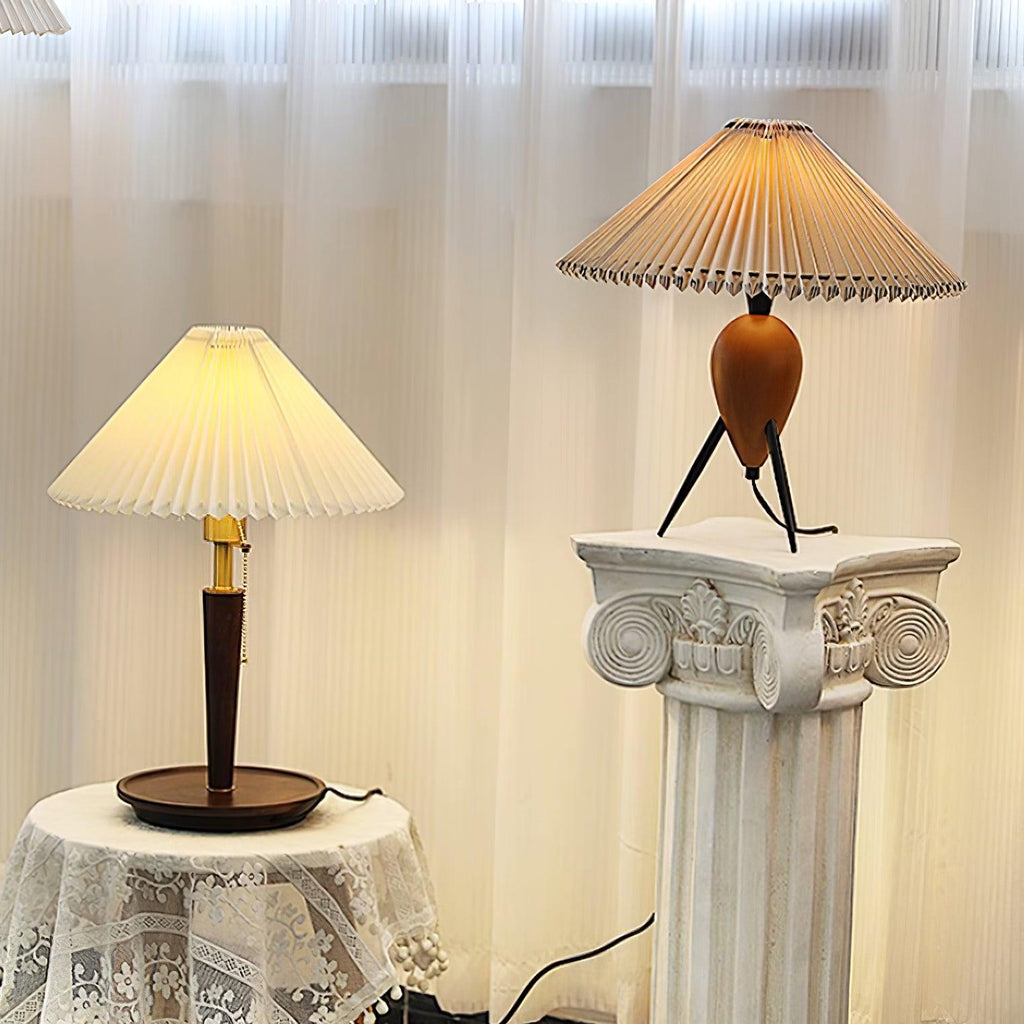 Makie Table Lamp