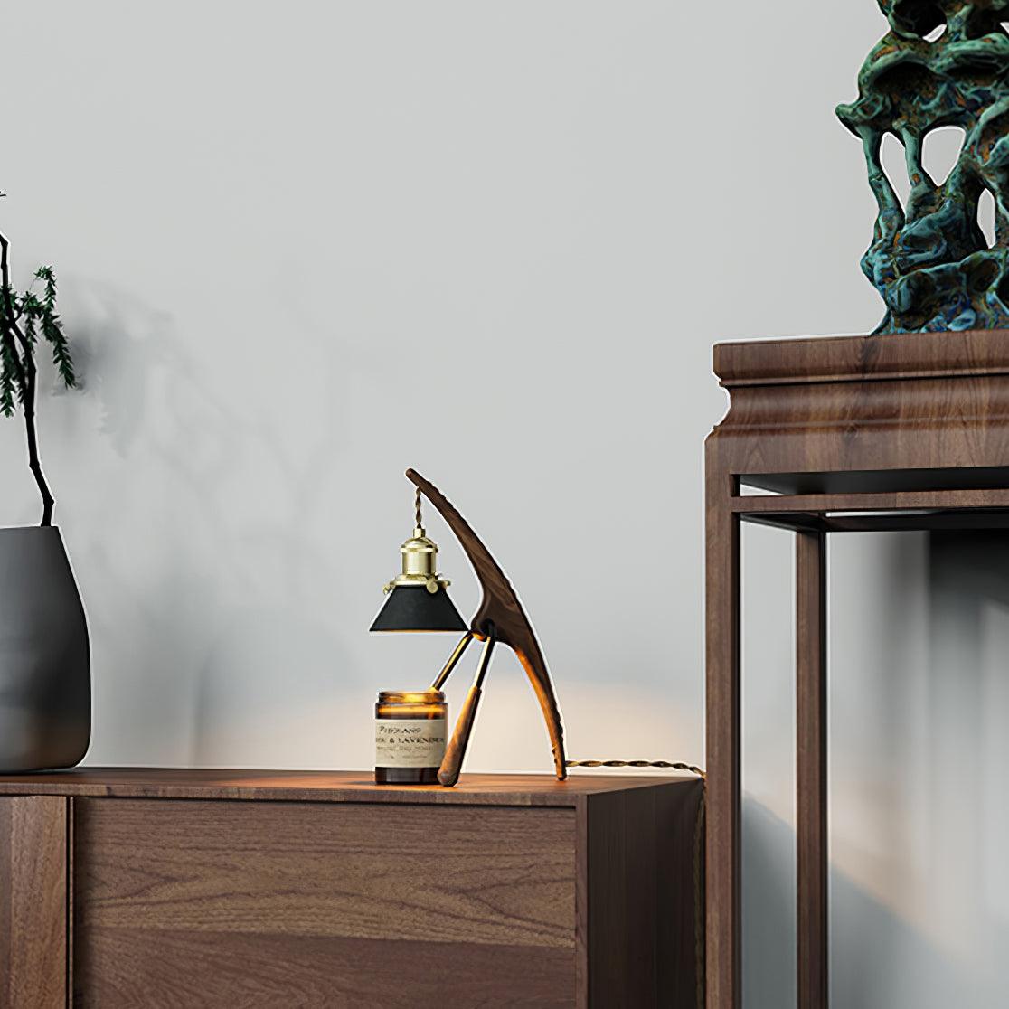 Mante Religieuse Candle Warmer Lamp