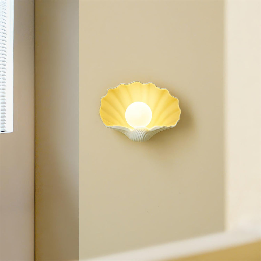 Marisca Wall Lamp