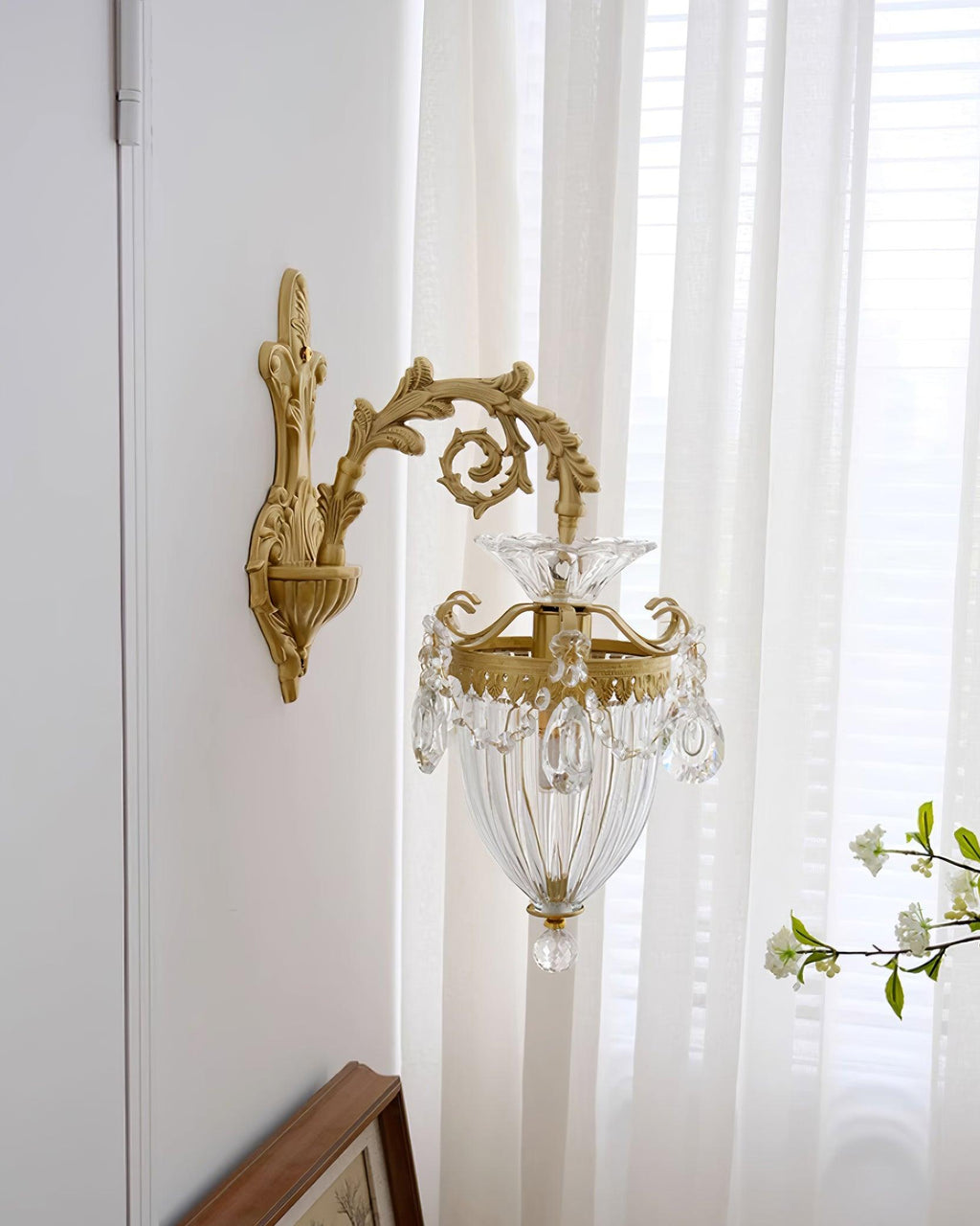 Mesas Crystal Wall Lamp