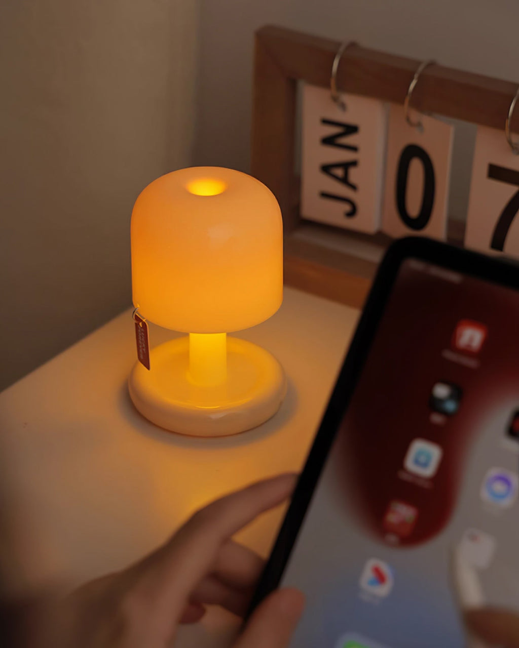 Mini Nessino Table Lamp  (built-in battery)