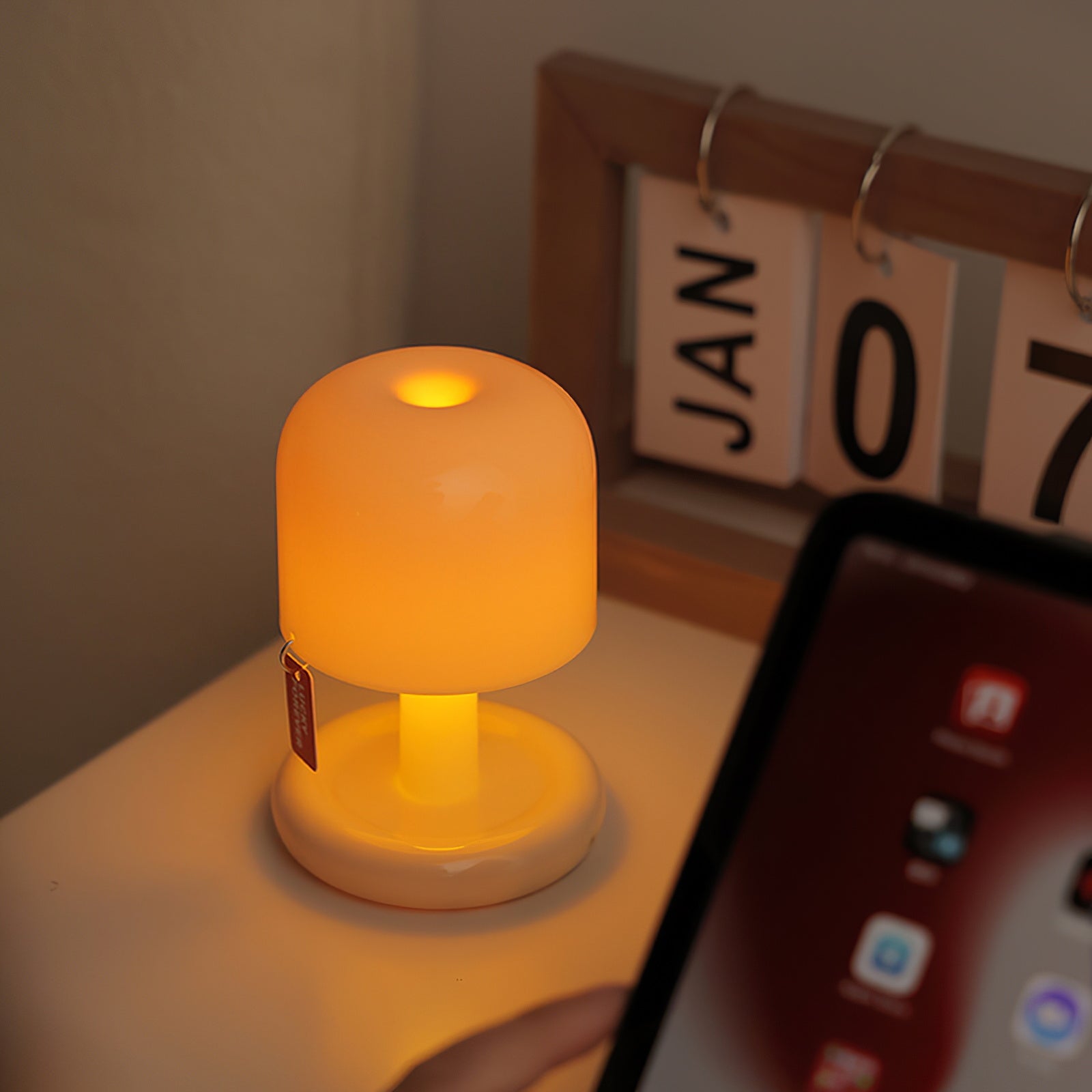 Mini Nessino Table Lamp  (built-in battery)