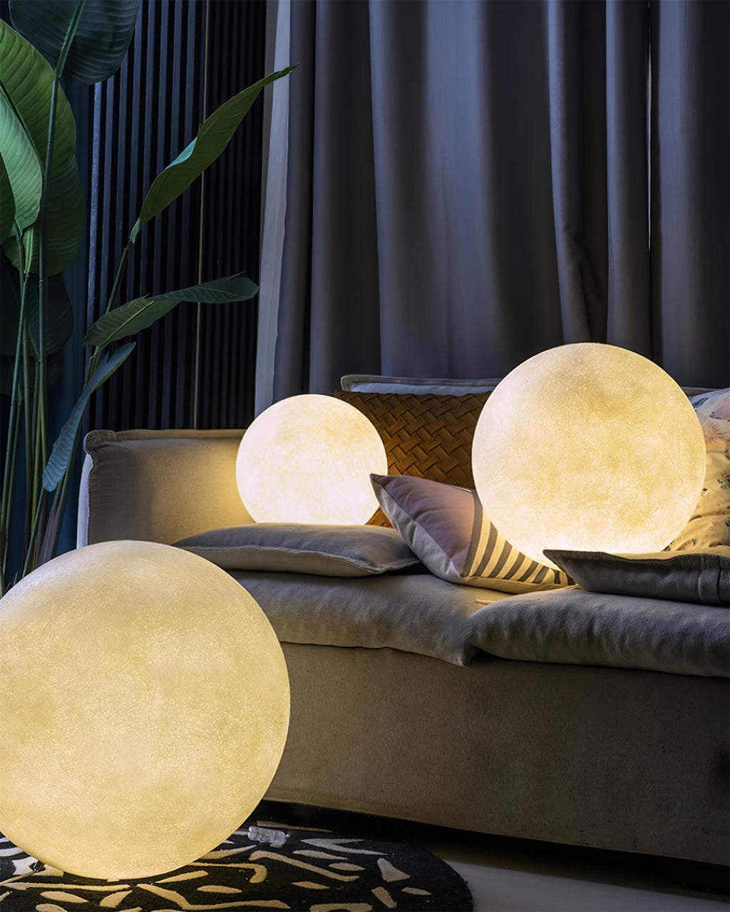 Moon Table Lamp