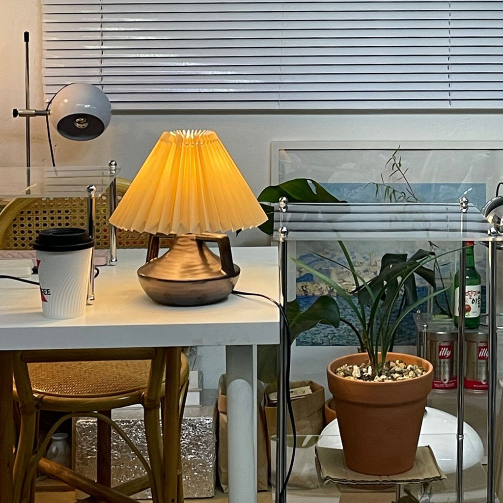 Navia Pleated Table Lamp