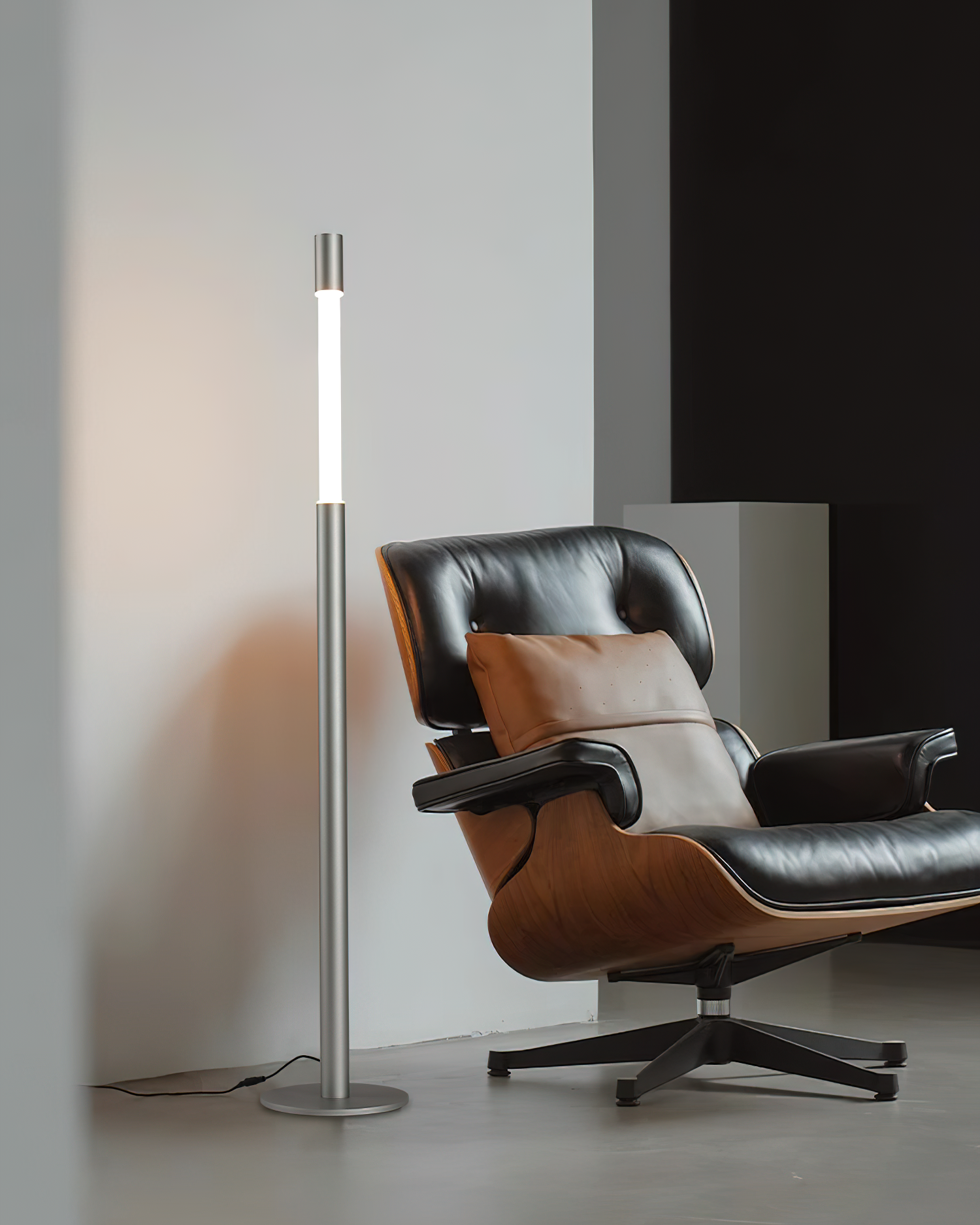 Obelisk Floor Lamp