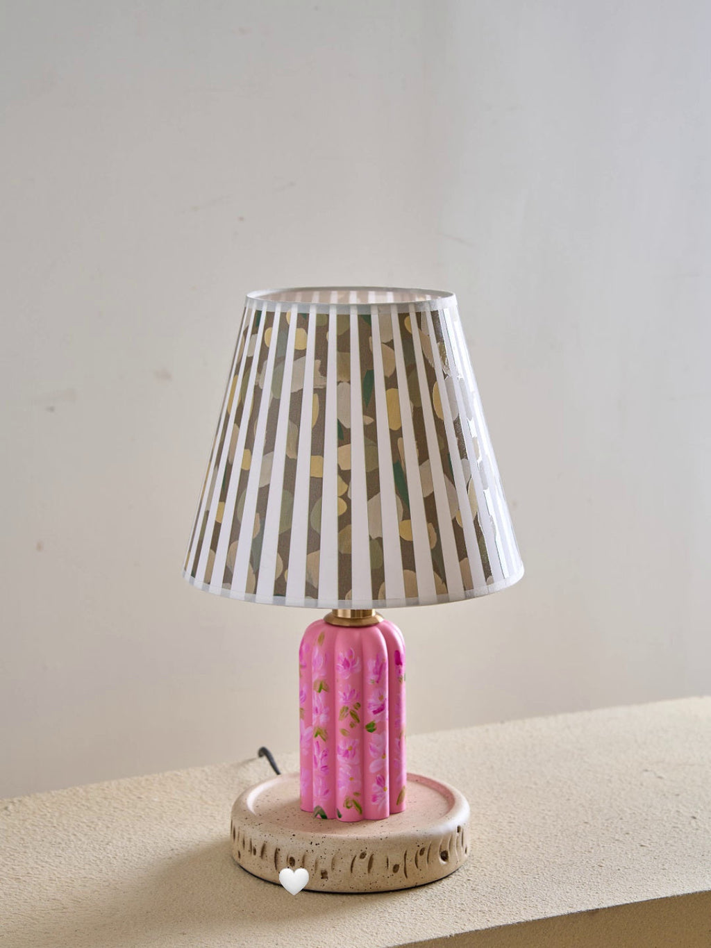 Ollie Flowers Table Lamp