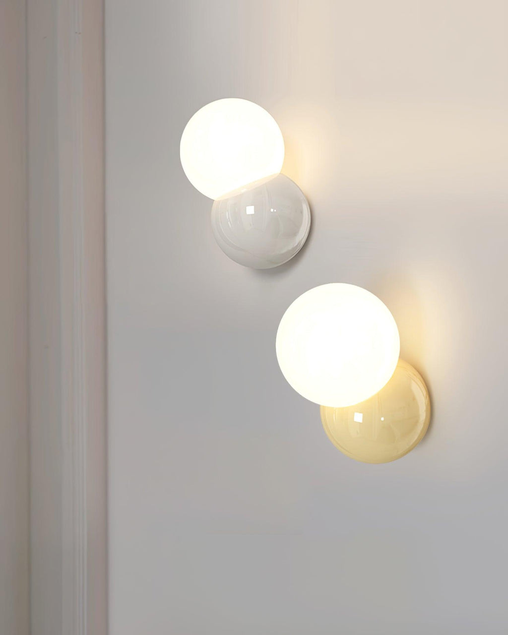 Orb Wall Lamp