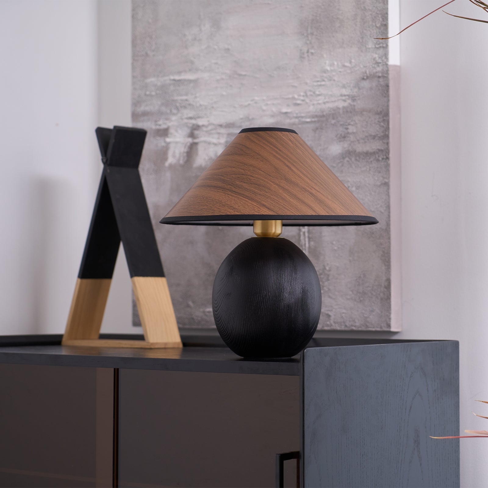 Penna Table Lamp