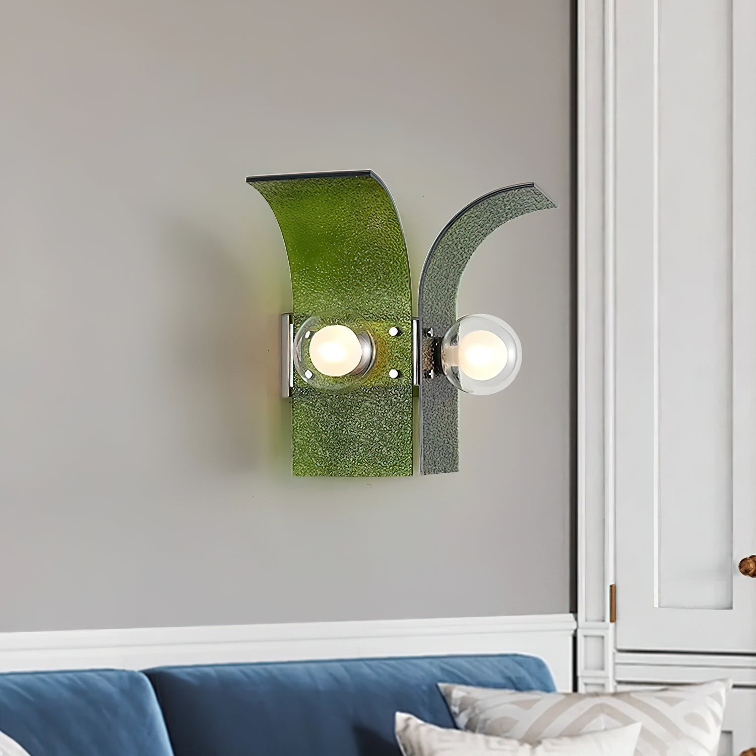 Plam Wall Light