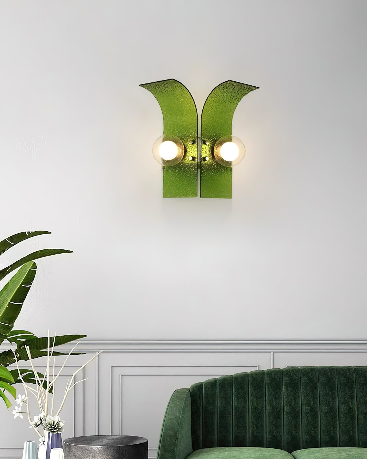 Plam Wall Light