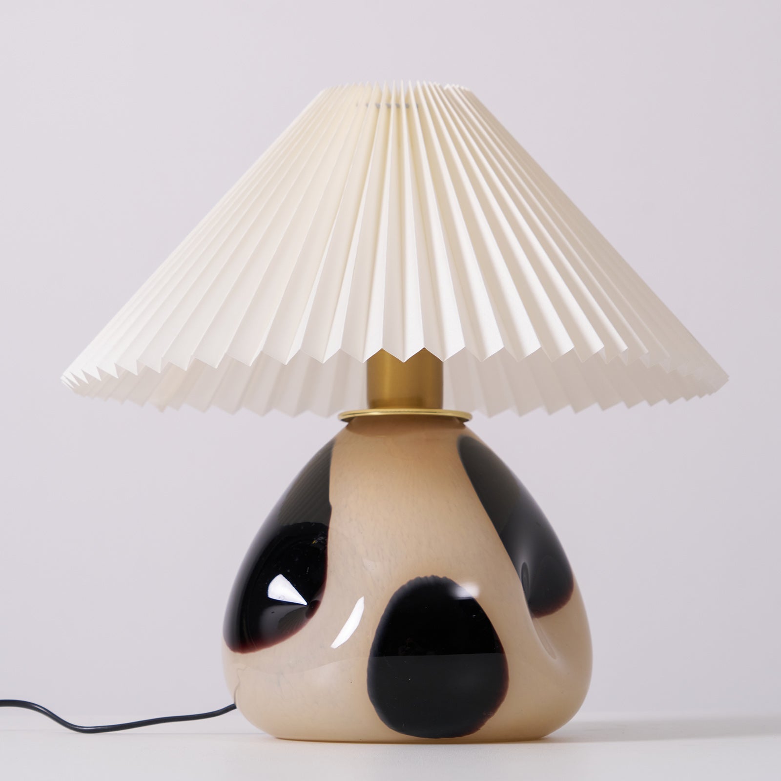 Pleated Cavolo Table Lamp