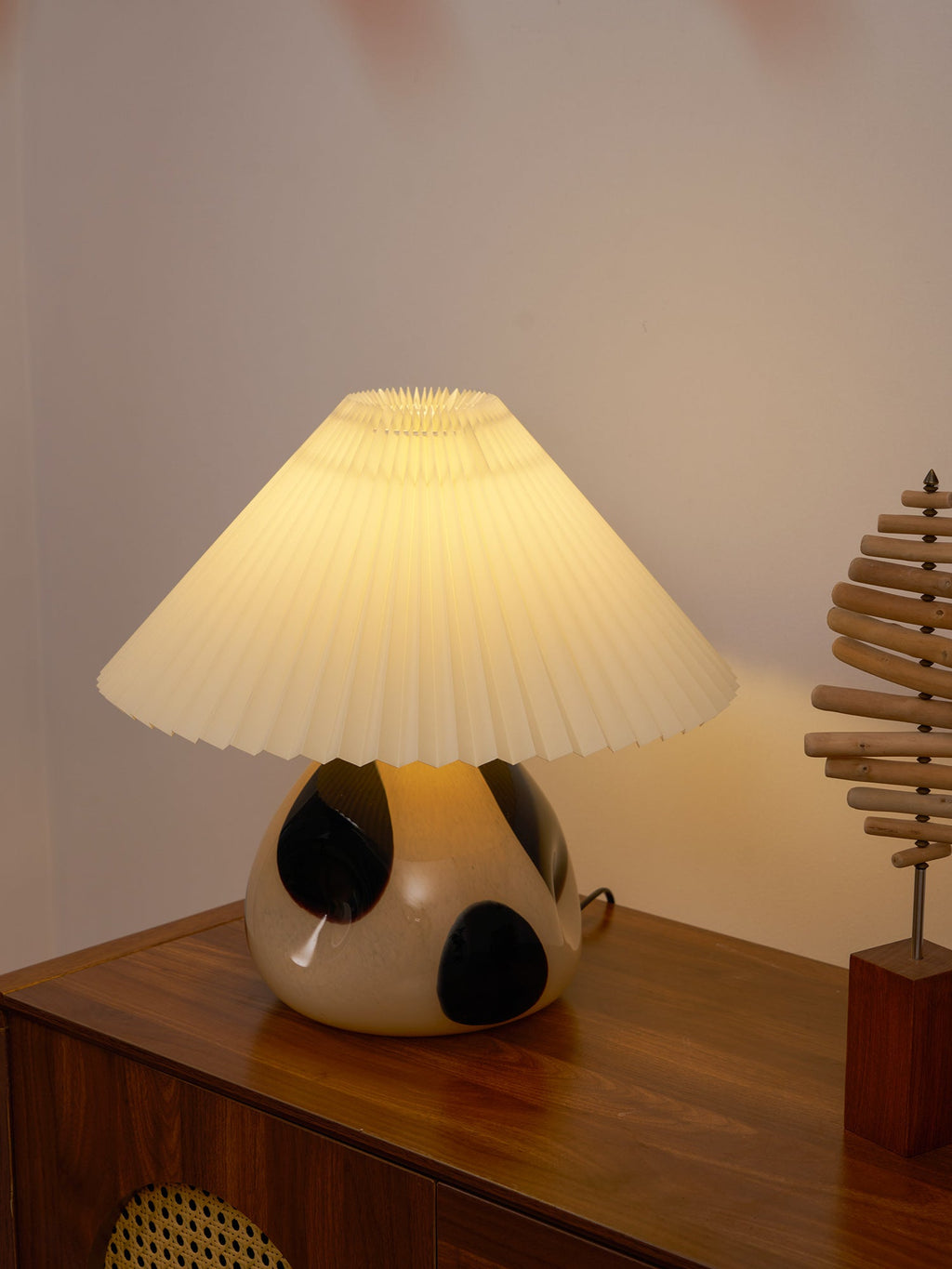 Pleated Cavolo Table Lamp