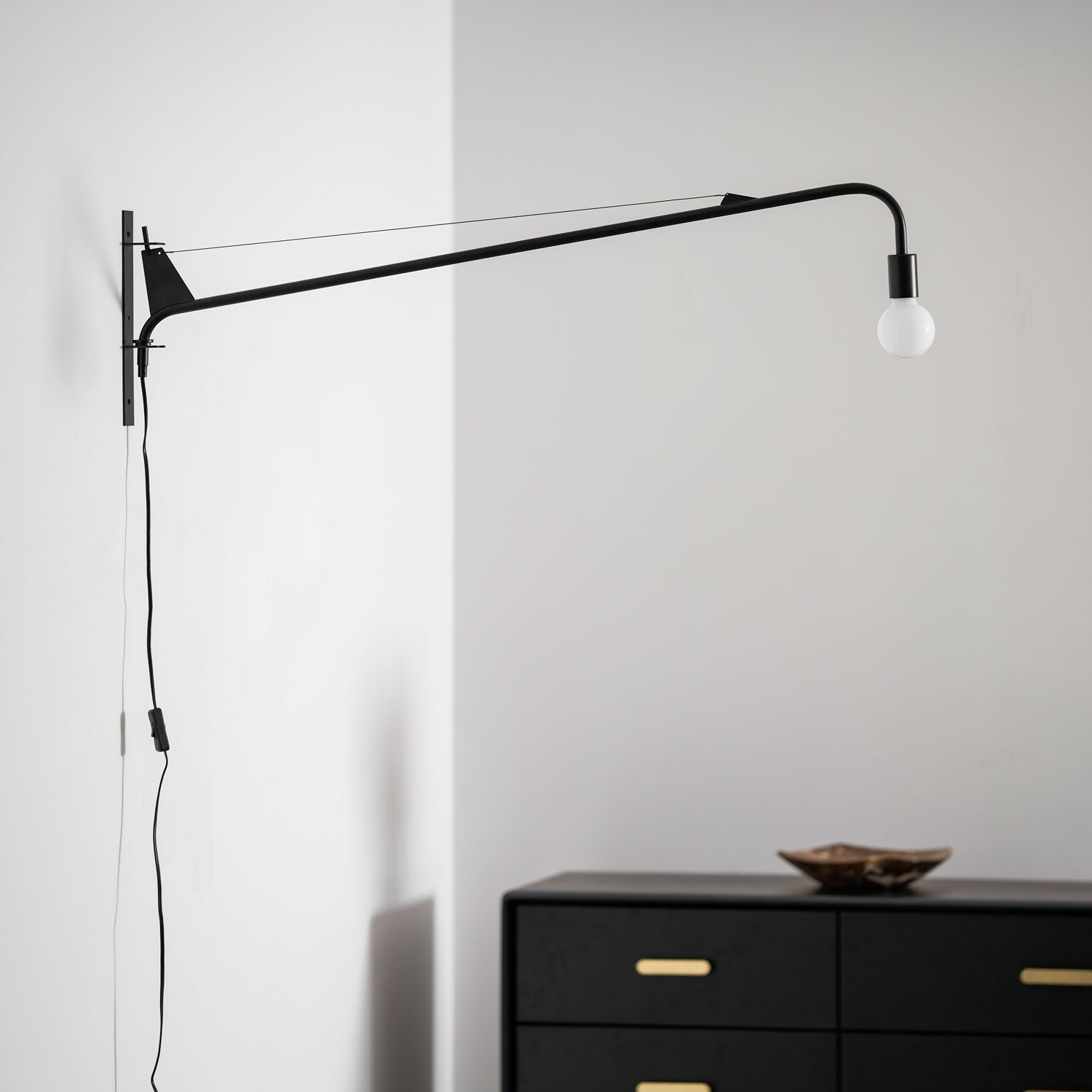 Potence Wall Lamp