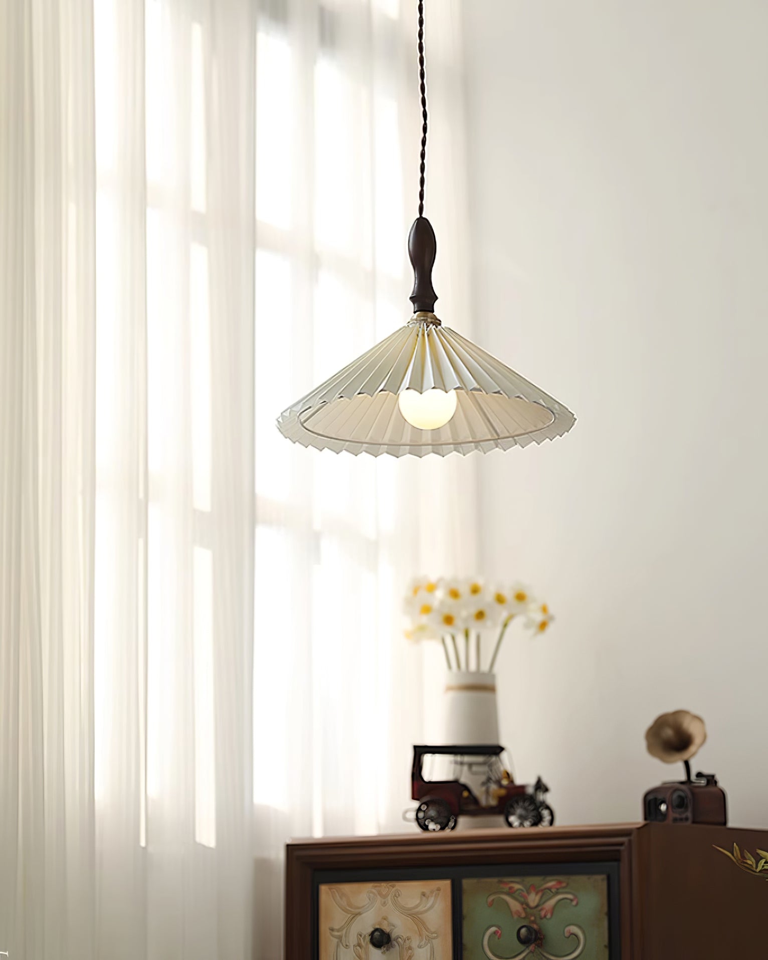 Prairie Pleated Plug In Pendant Lamp
