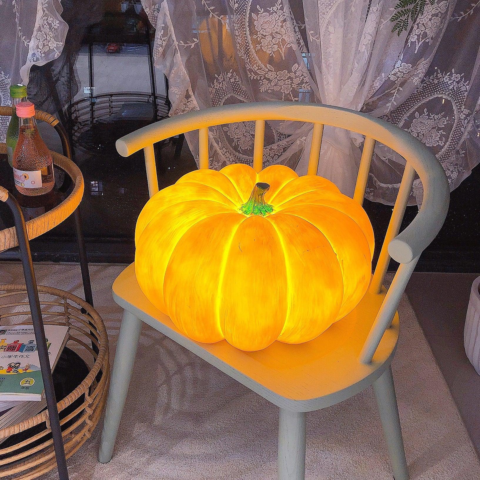 Pumpkin Table Lamp