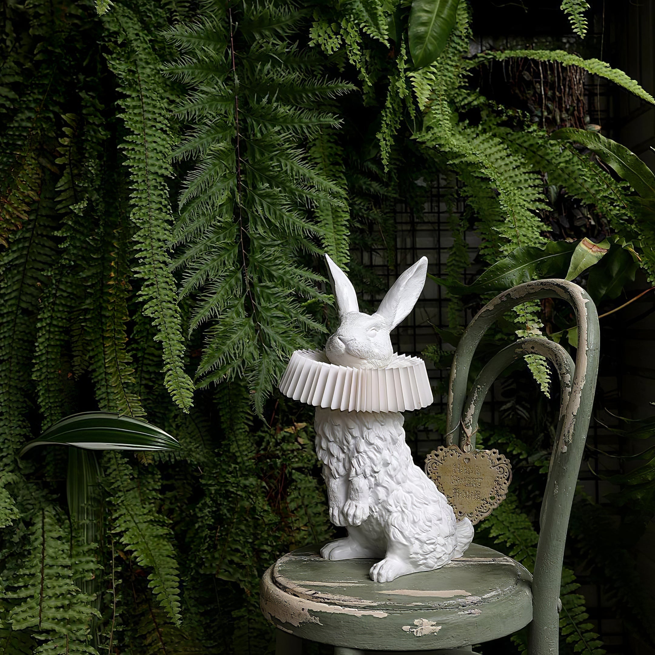 Rabbit White Resin Table Lamp