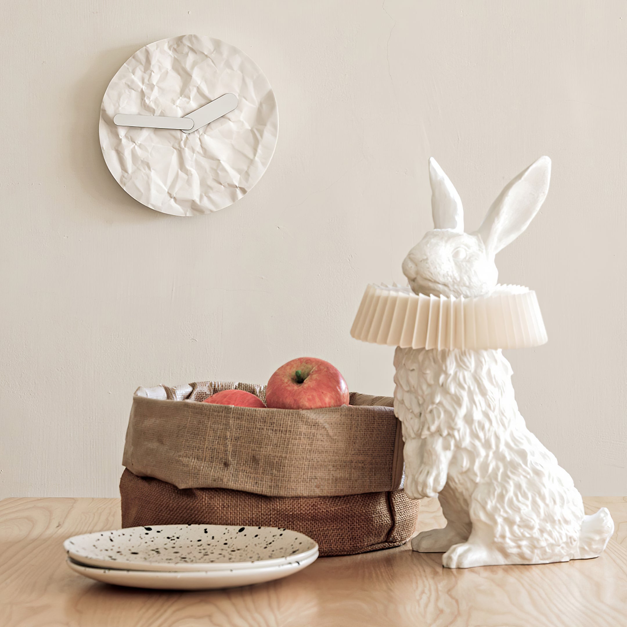 Rabbit White Resin Table Lamp