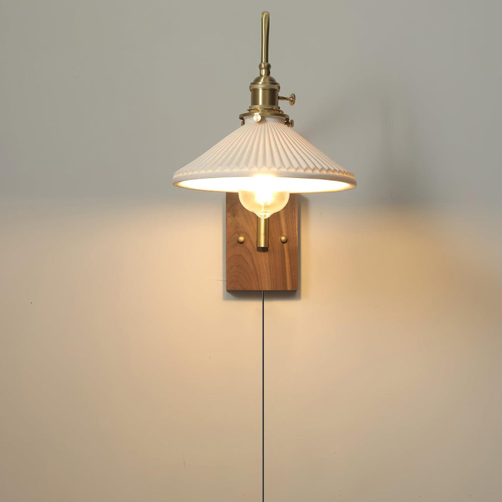 Retro Kelsey Plug In Wall Light
