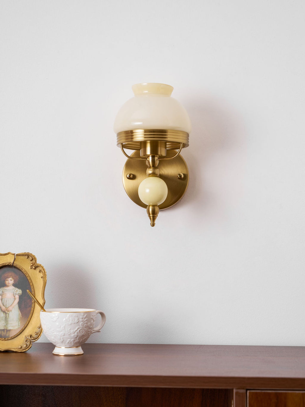 Retro Yuna Wall Lamp