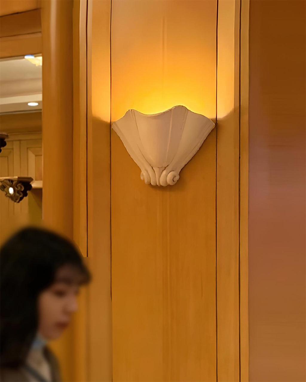 Roche Plaster Wall Lamp